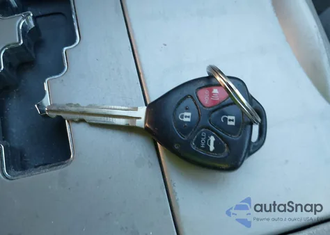 2009 Toyota Camry Le z USA, uszkodzony, nr VIN 4T1BE46K99U866212